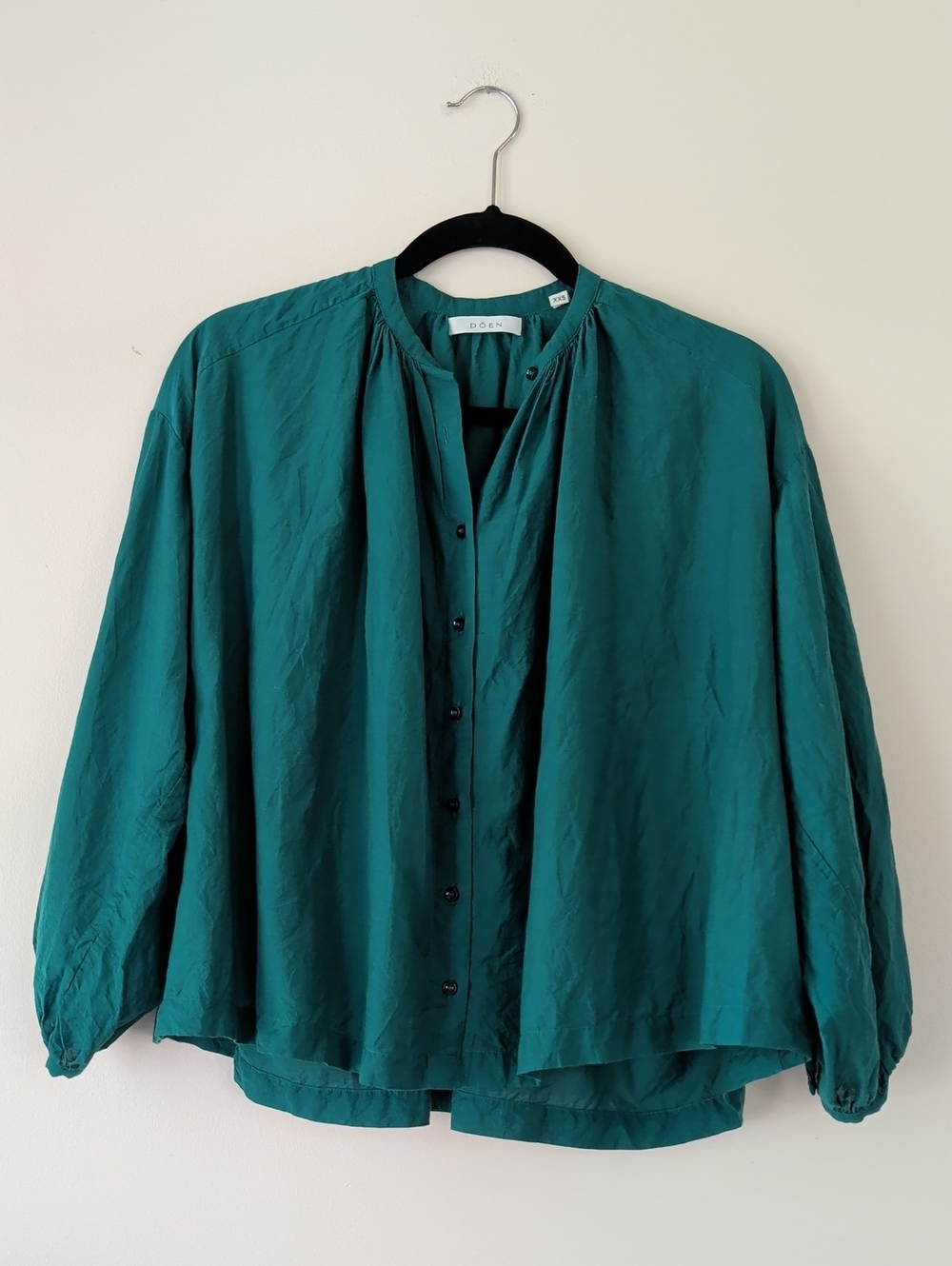 Doen Emerald-Green Button-Up Peasant Blouse